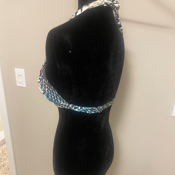 Venus goddess enhancer Bikini top size B - Picture 2 of 5